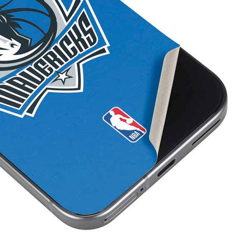 NBA Dallas Mavericks Distressed Google Pixel 9 Skin